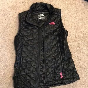 North face vest